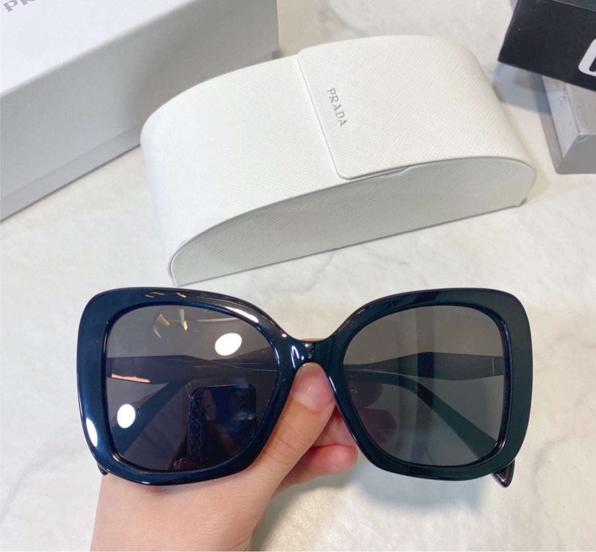 New Prada woman shades
