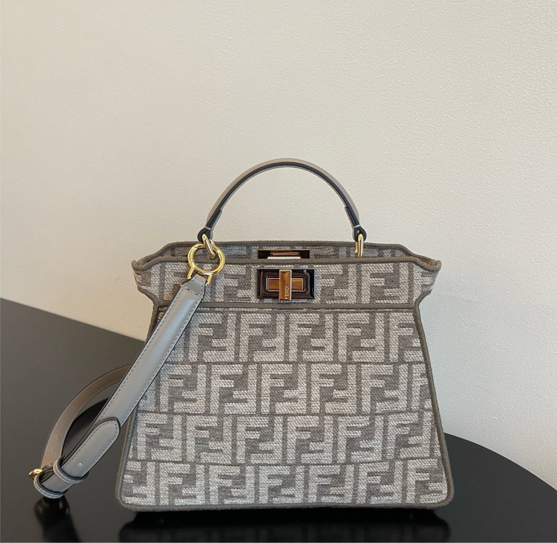 New Fendi woman shoulder handbag
