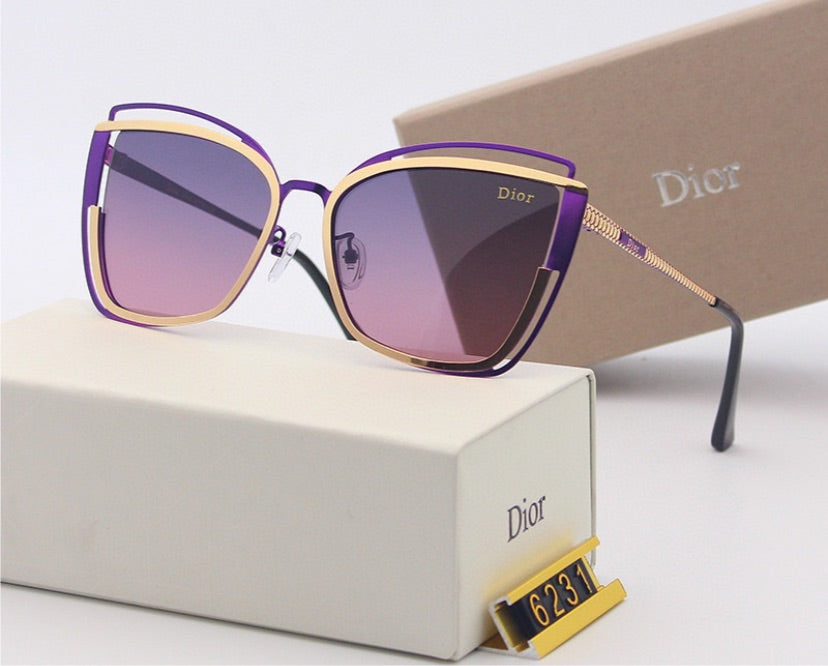 New woman Dior sunglasses