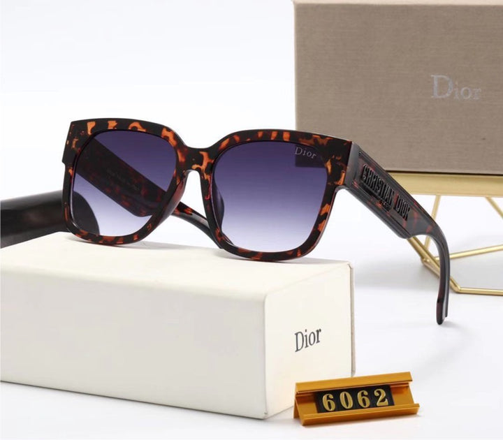 New Dior woman sunglasss