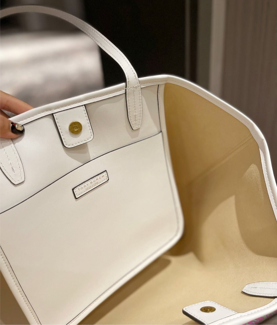 Tory Burch woman handbag