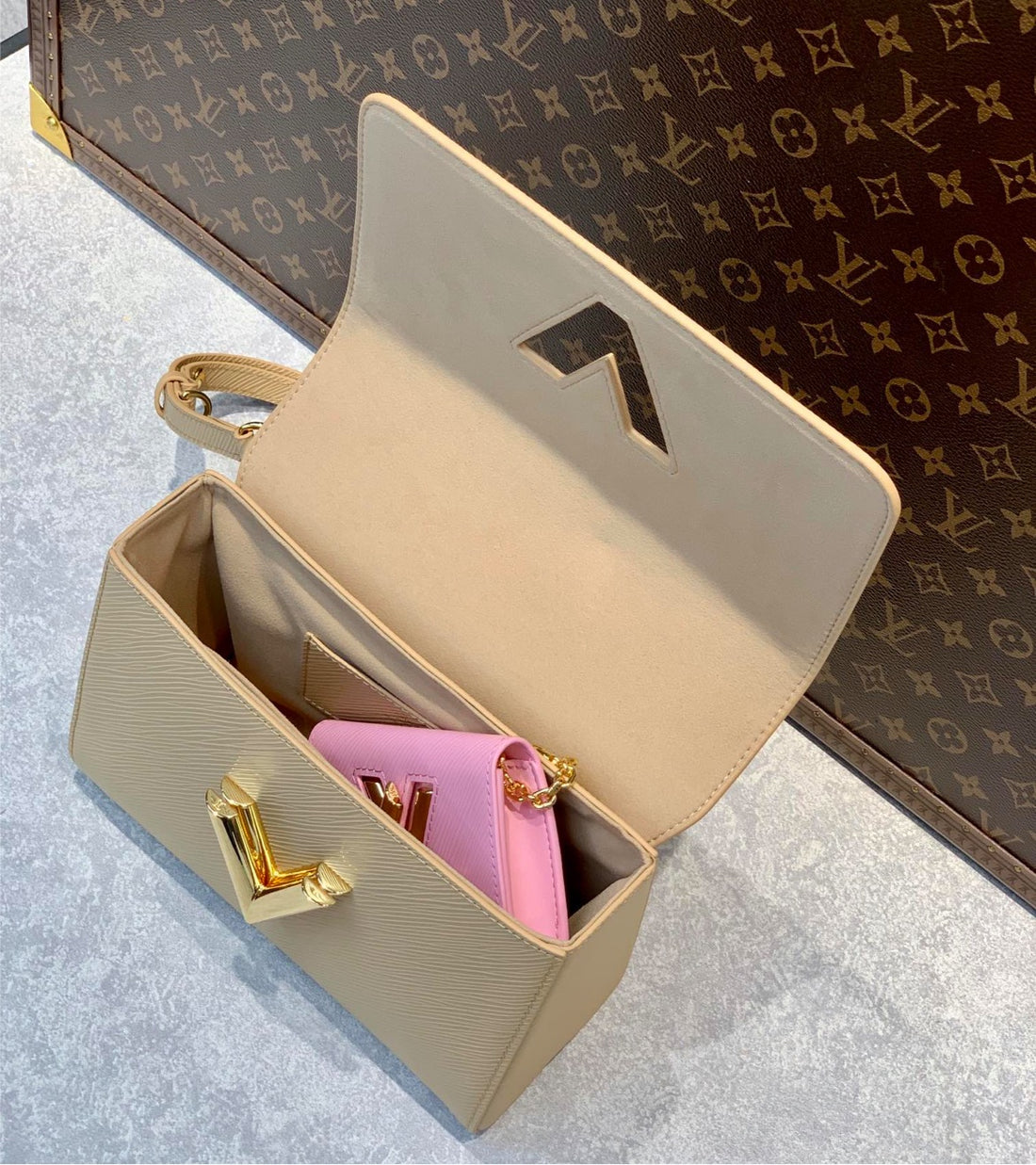 New 2 piece LV a woman handbag