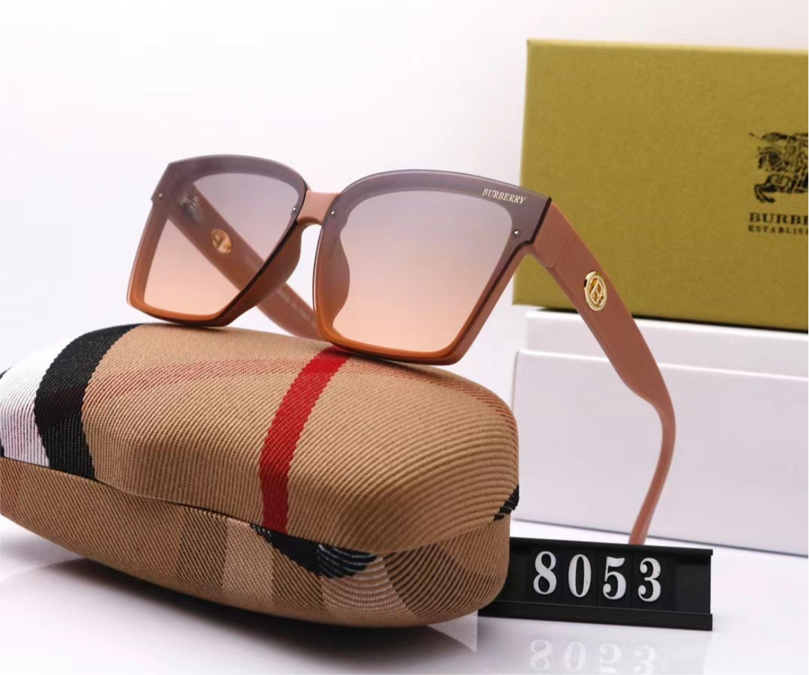 New Burberry Woman eyewear