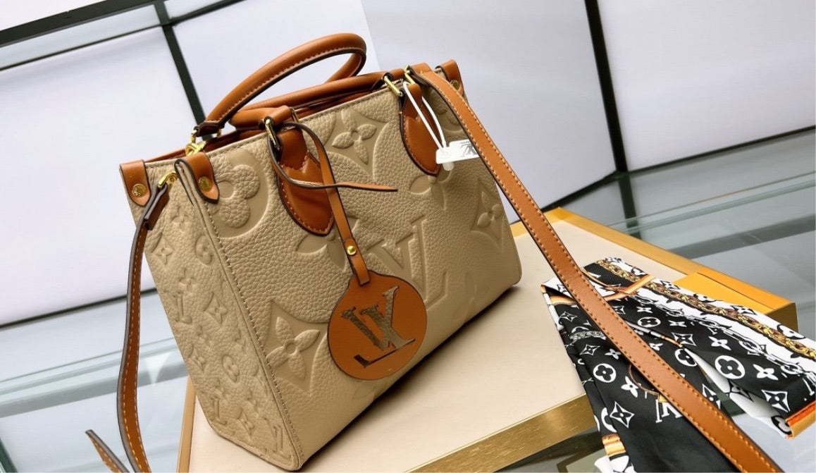 LV woman shoulder handbag
