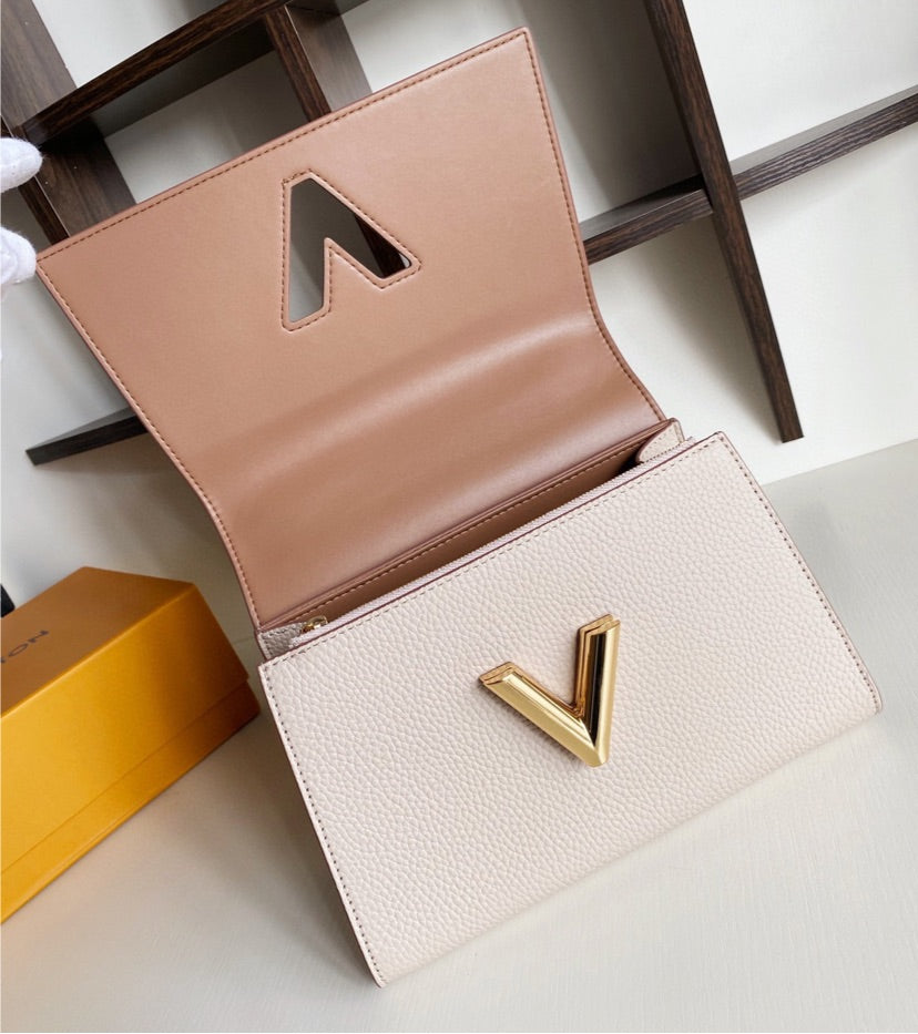 Leather LV woman handbag