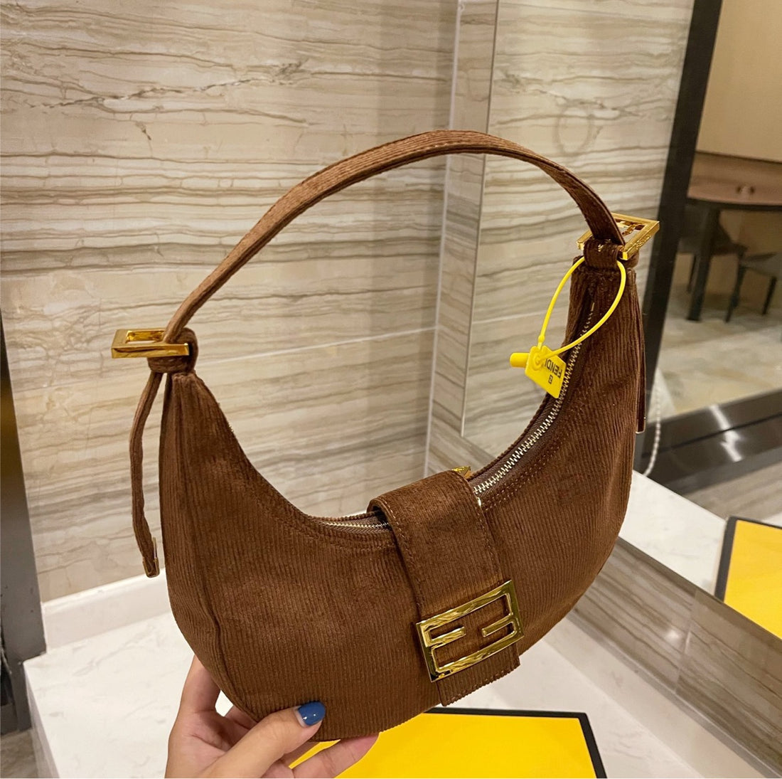 Woman Fendi Fall new handbag