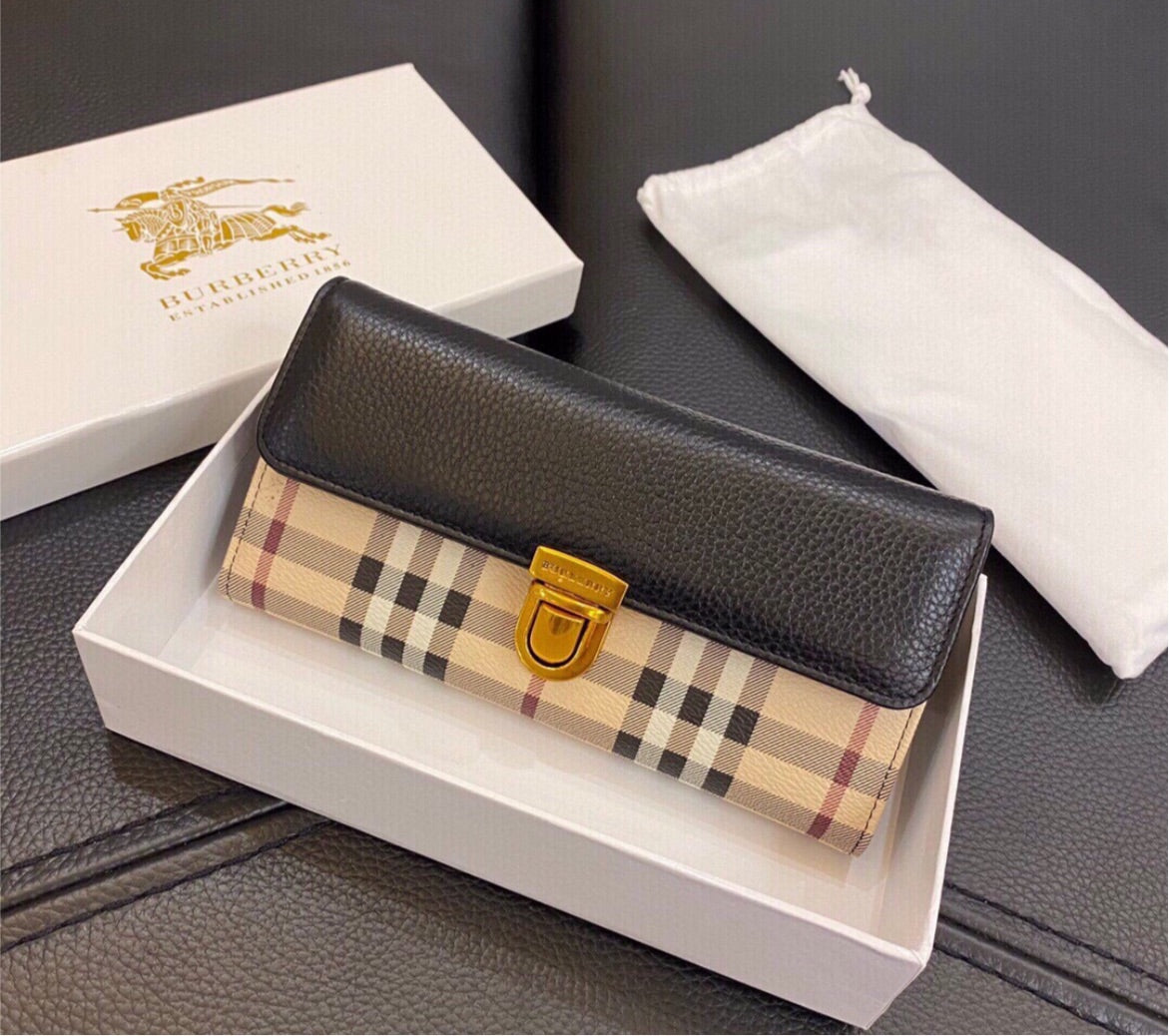 Burberry new wallet