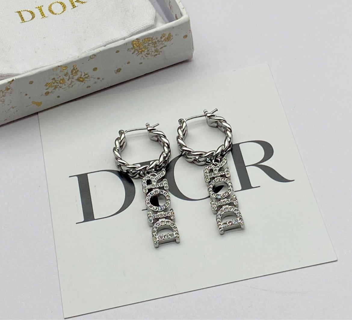 New silver woman Dior earring