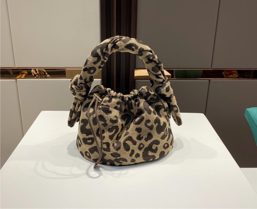 Ladies cute Fendi handbag