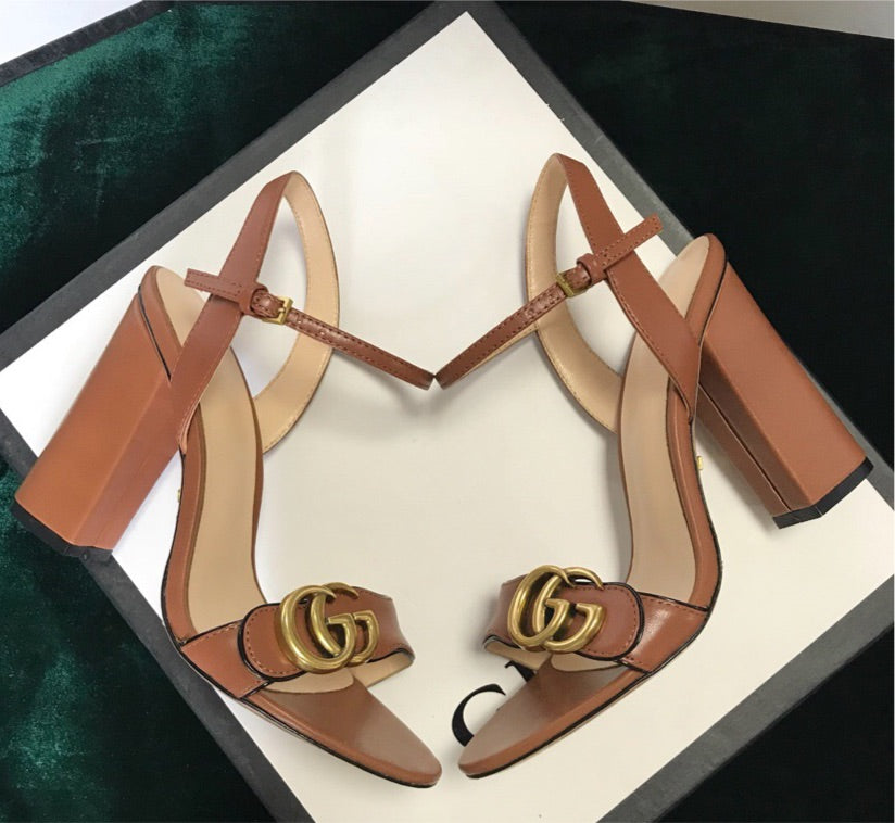 Woman Gucci shoes