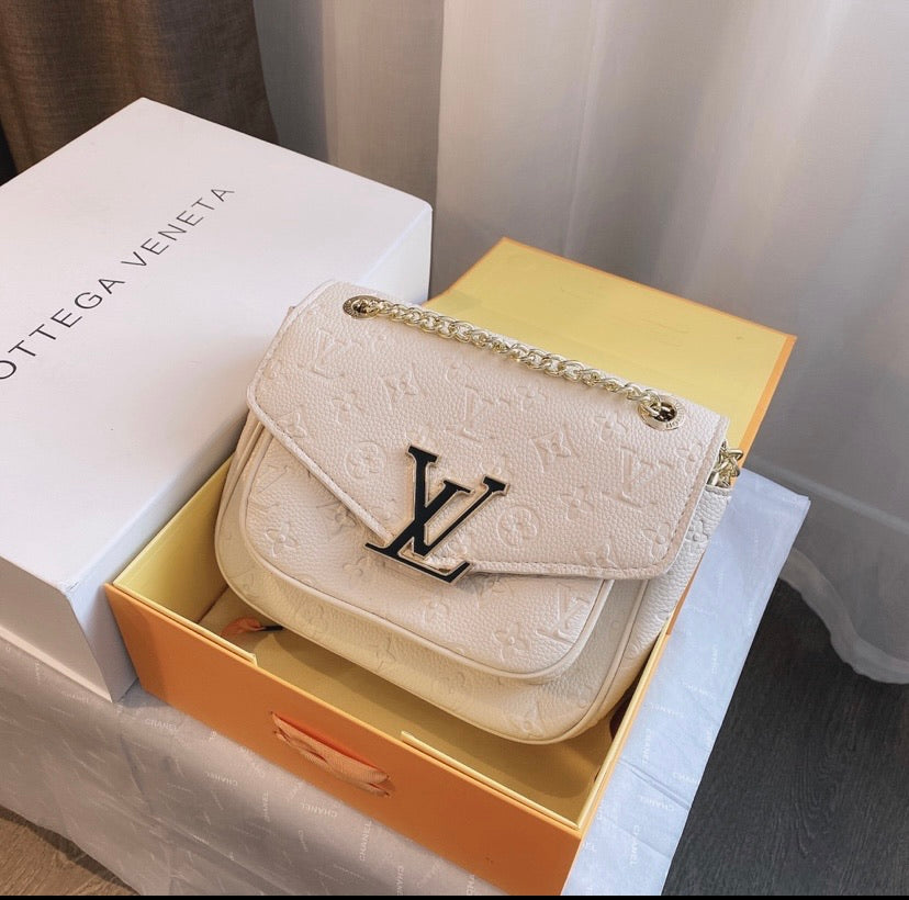 LV crossbody/shoulder woman Handbag