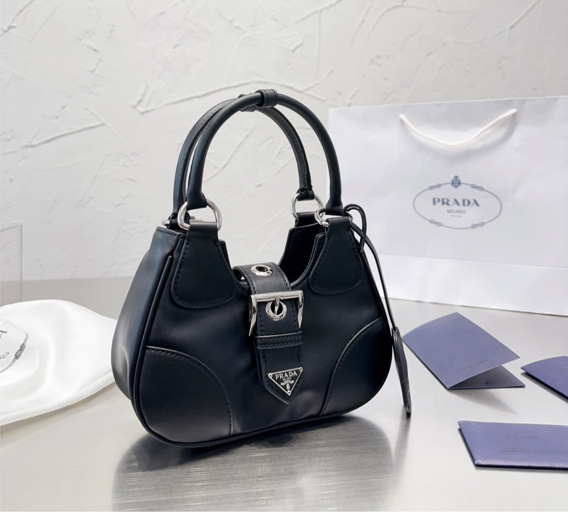 Leather Prada woman handbag