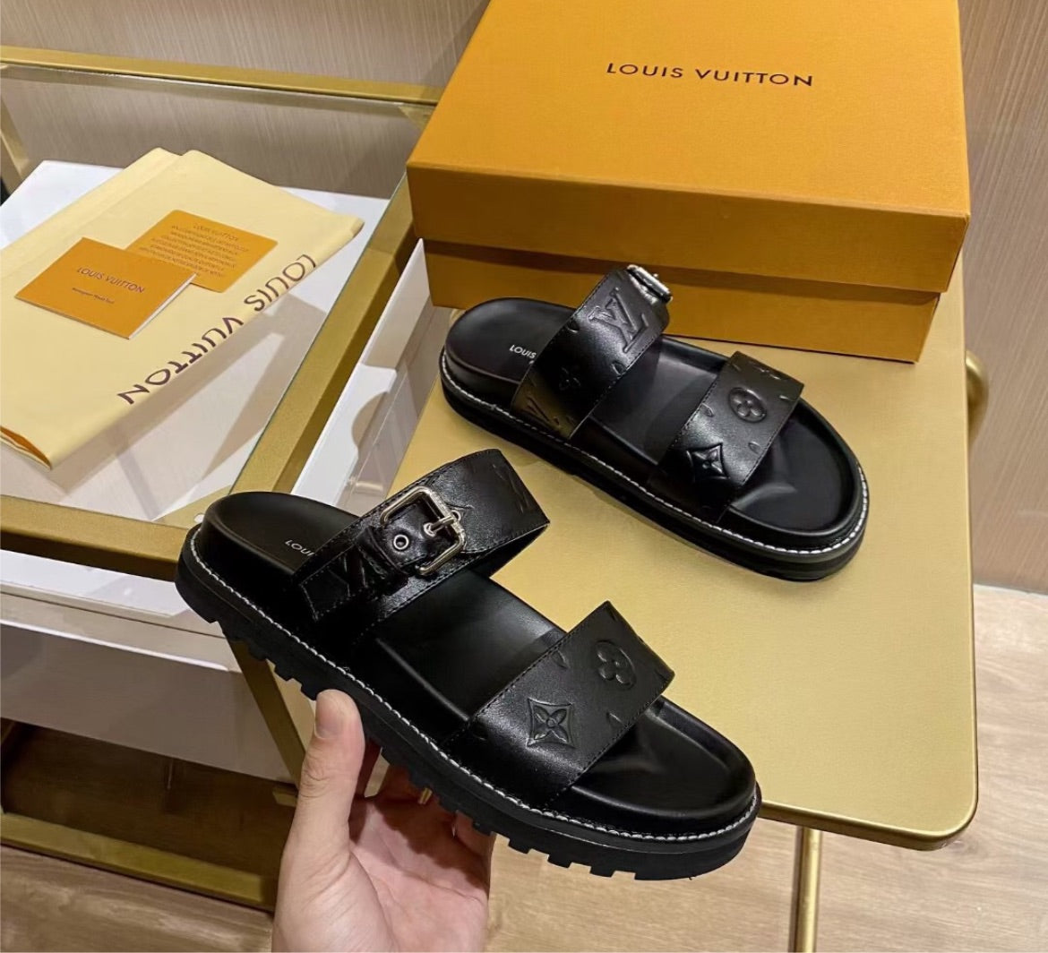 Black LV woman sandal