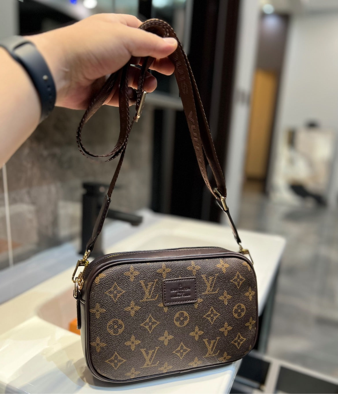 LV woman new crossbody handbag