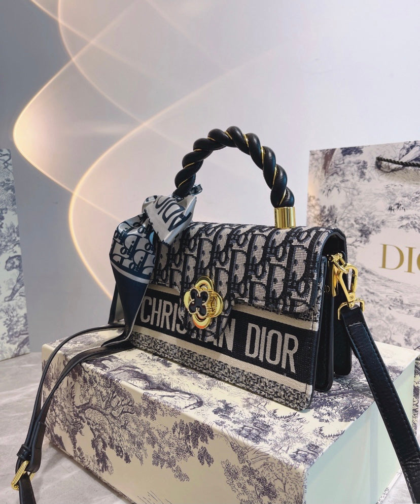 Dior ladies shoulder handbag