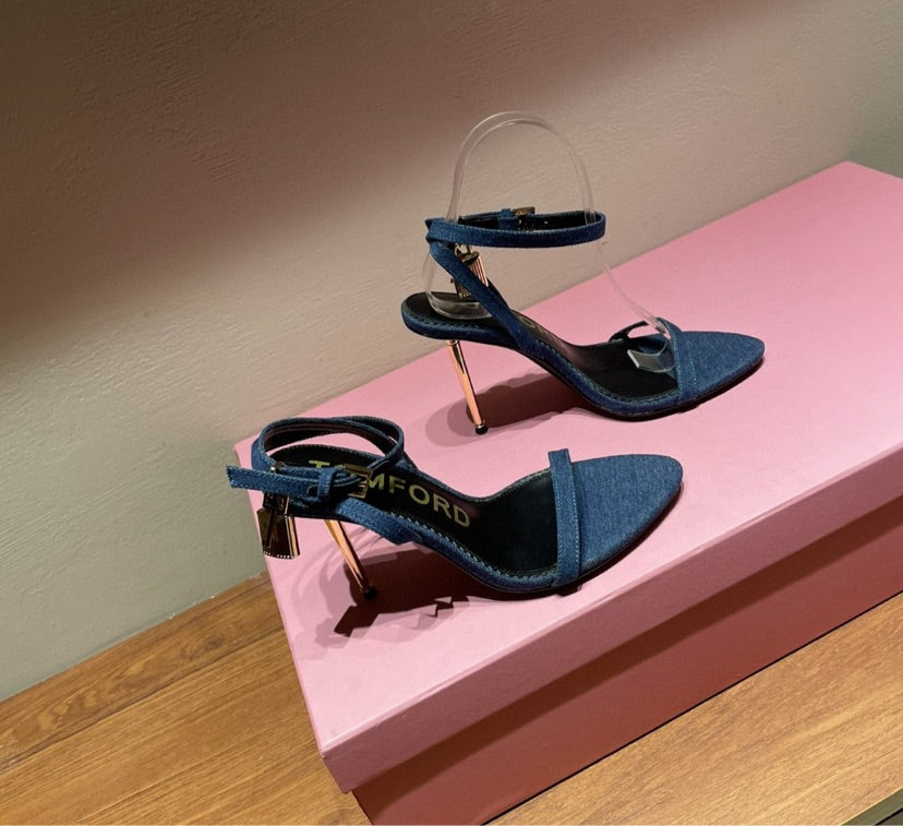 Blue Tom Ford woman heel