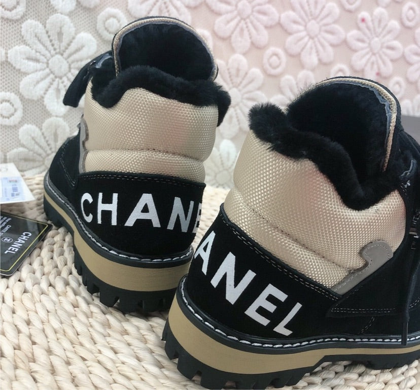 Chanel woman boots