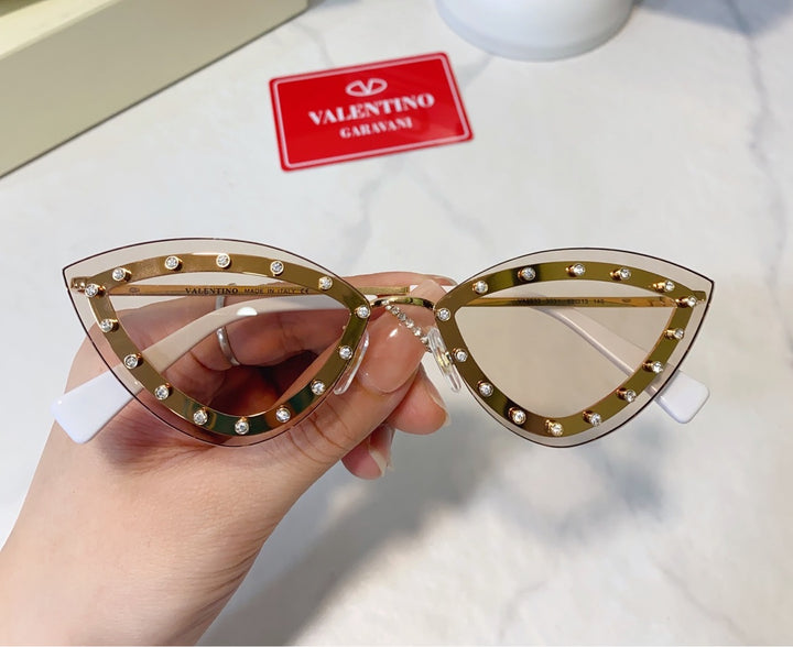Valentino new woman eyewear