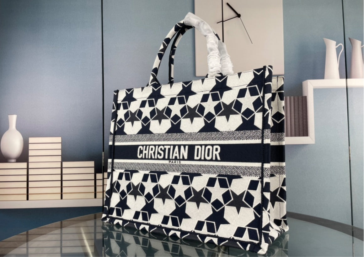 Christian Dior woman Handbag