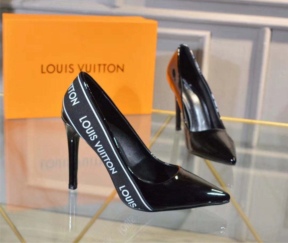 Black LV woman heels