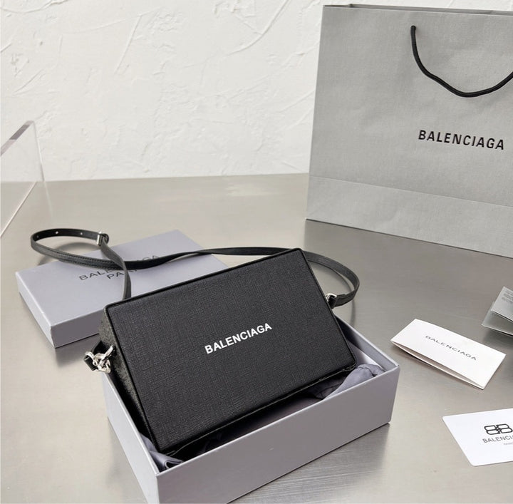 Balenciaga woman shoulder handbag
