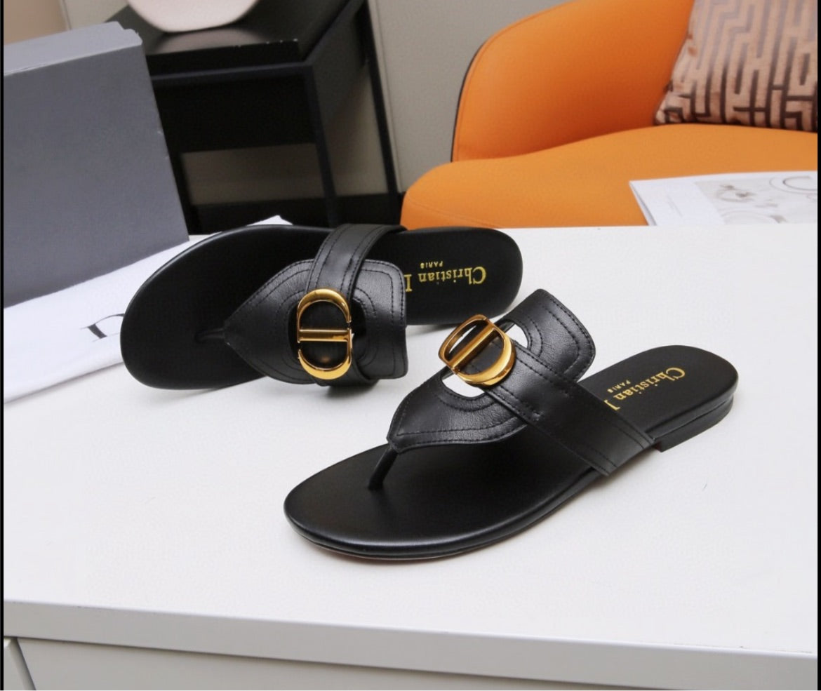 Woman Dior sandals