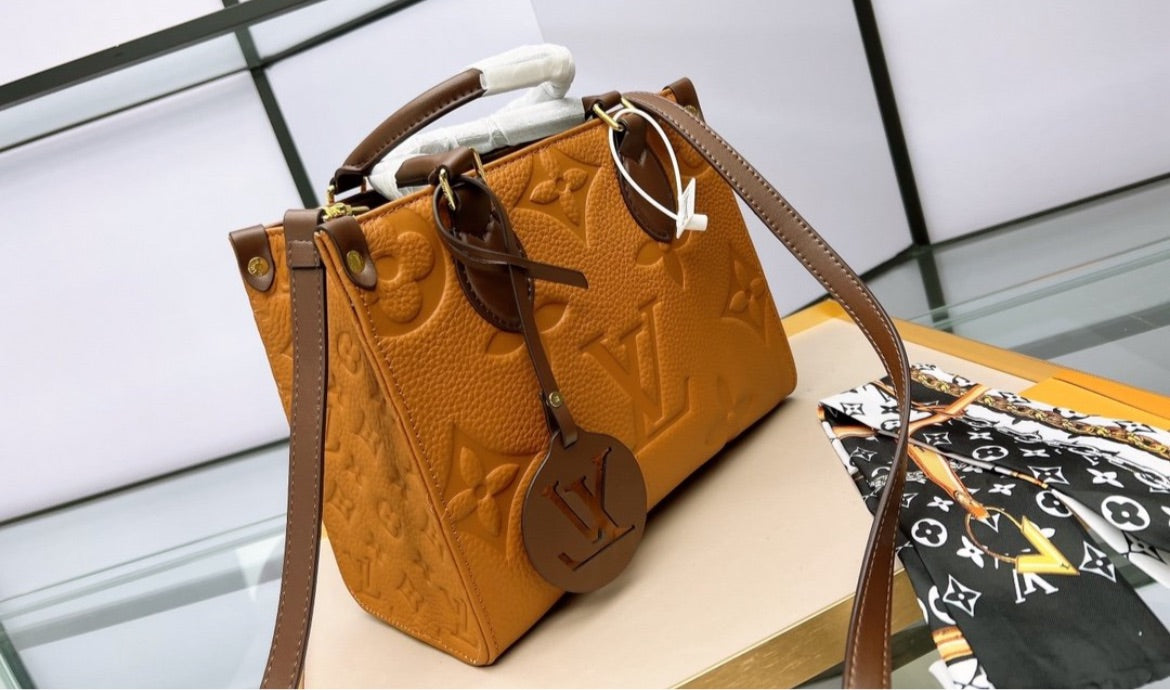 LV woman shoulder handbag