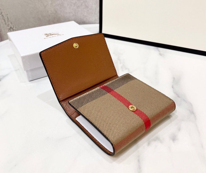 Burberry wallet