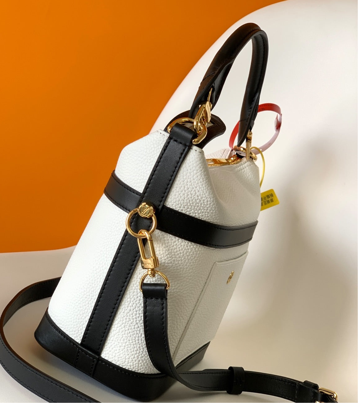 New leather woman LV shoulder handbag