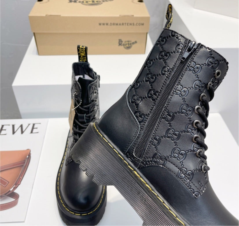 Black Gucci woman Boots