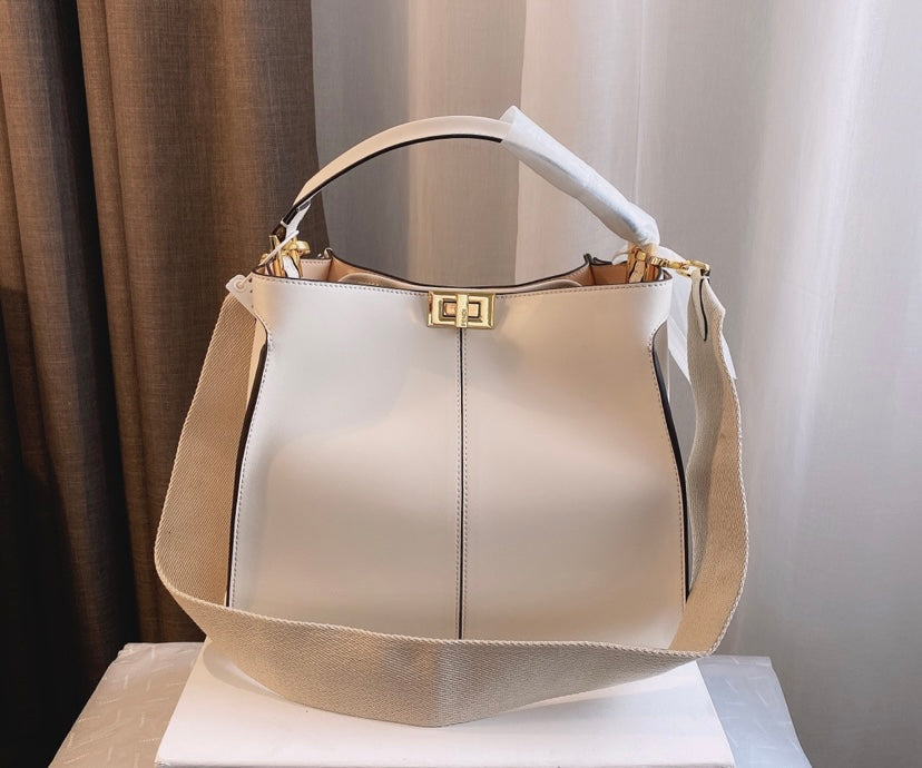 Fendi leather woman handbag