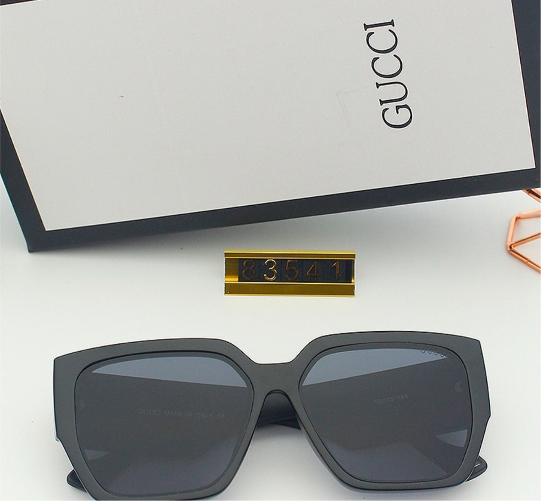 Gucci woman sunglasses