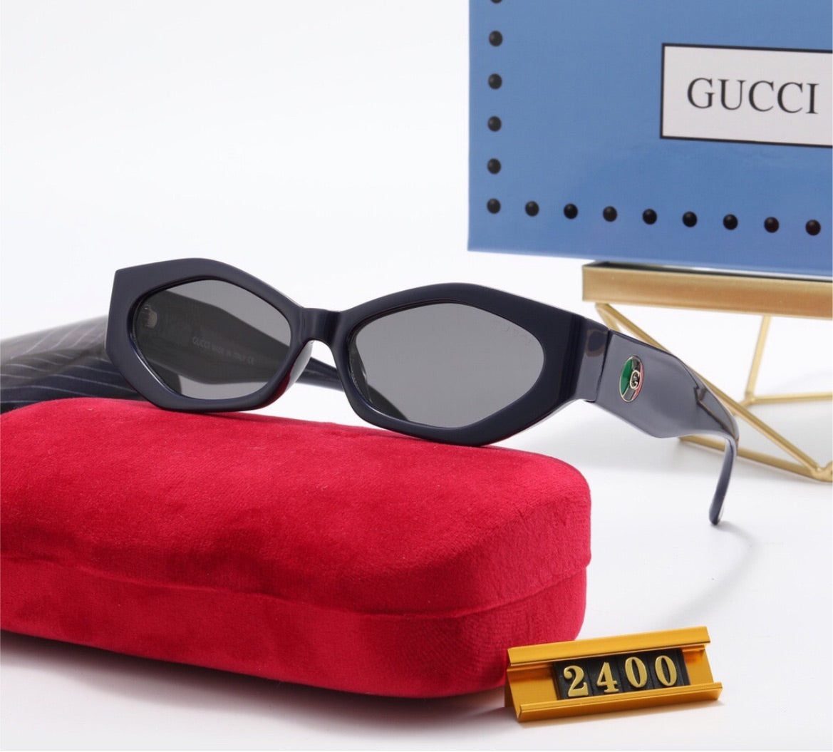 New Gucci woman sunglasses
