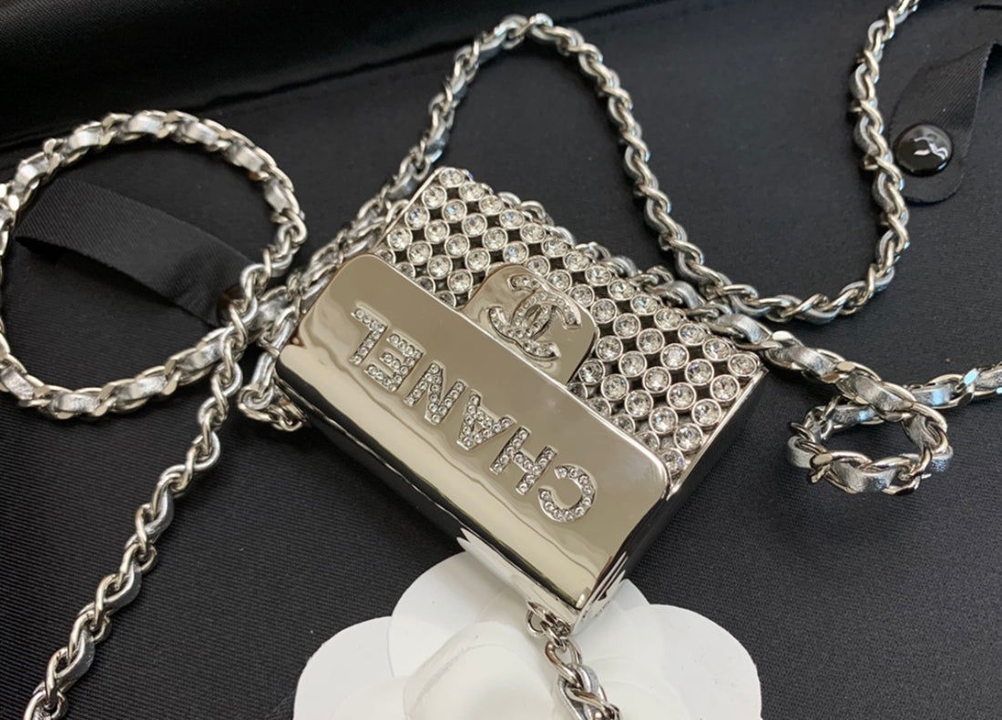 Diamond stud small shoulder handbag