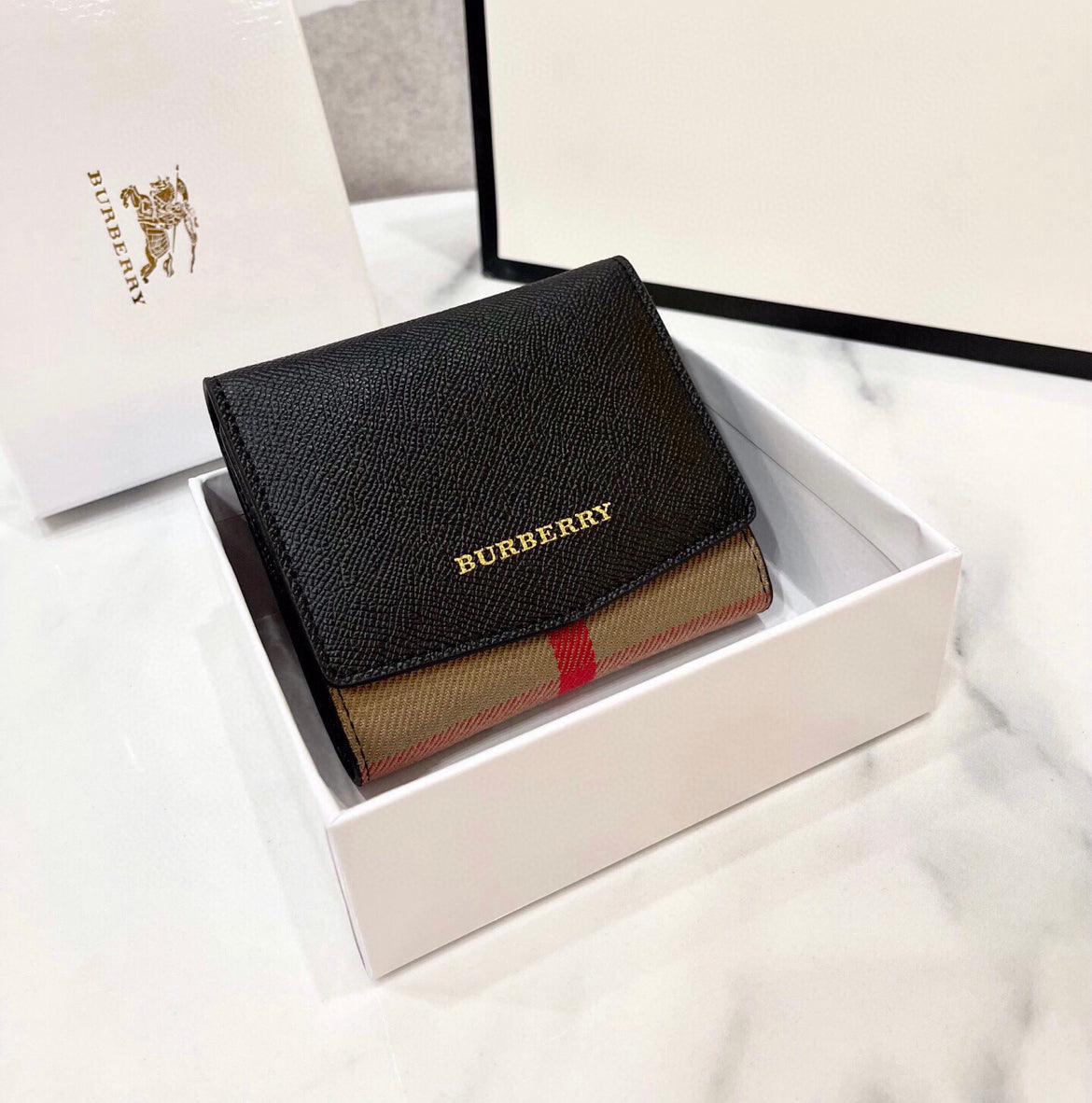 Burberry wallet