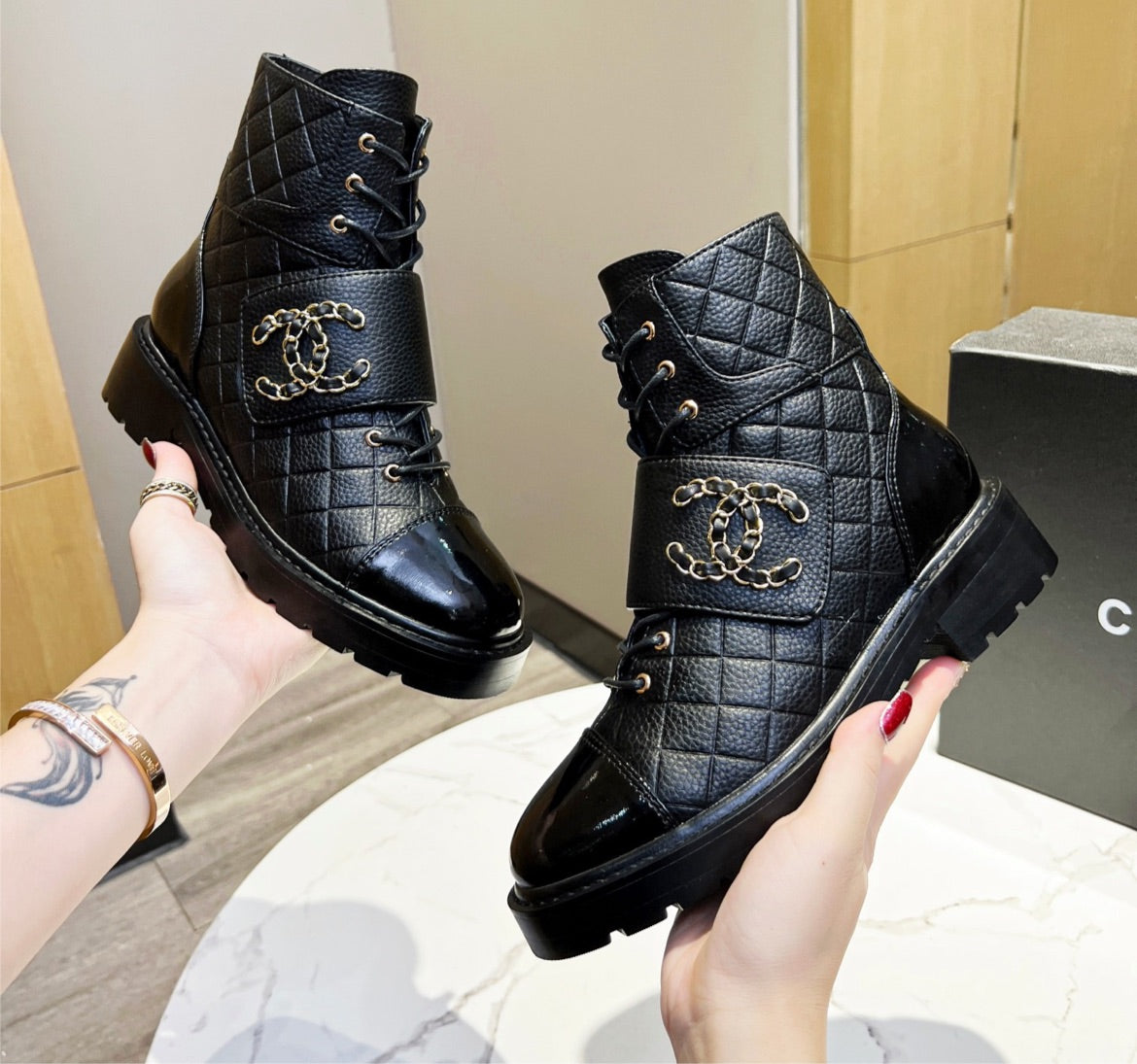 Woman Chanel new boots