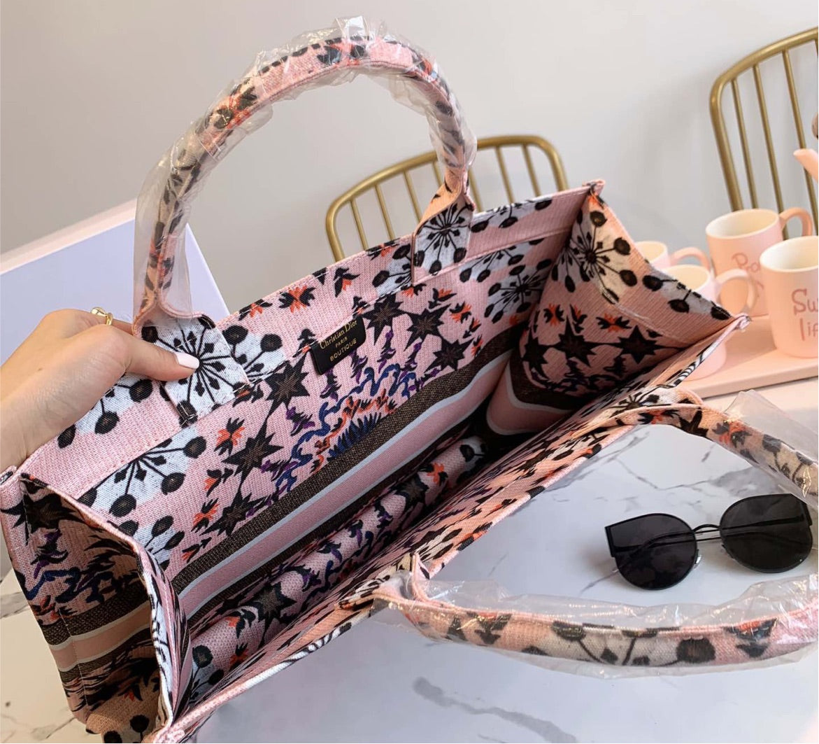 Large Woman Dior Handbag