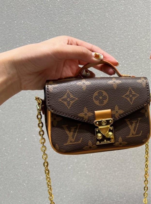 Mini LV woman Shoulder handbag