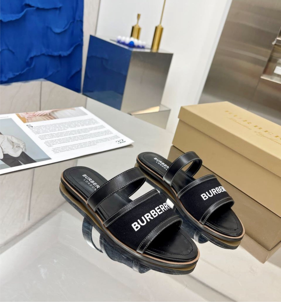 Burberry woman sandal