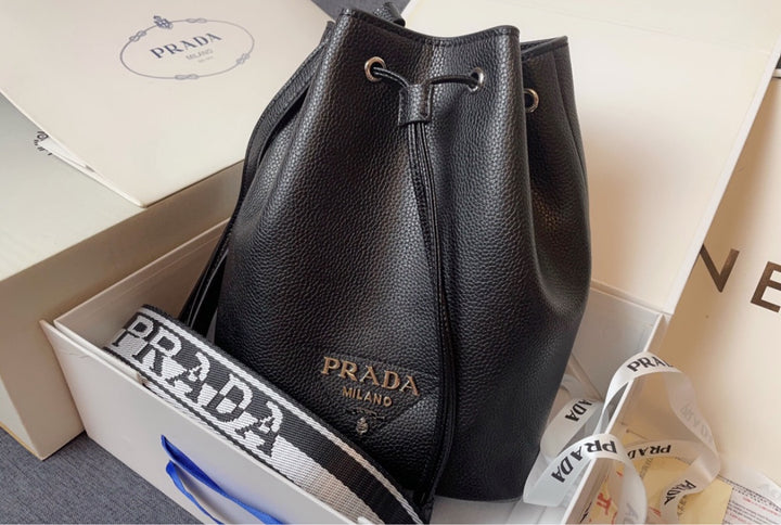Prada woman shoulder handbag
