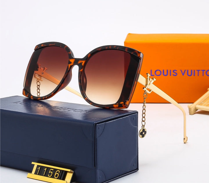 LV woman sunglasses