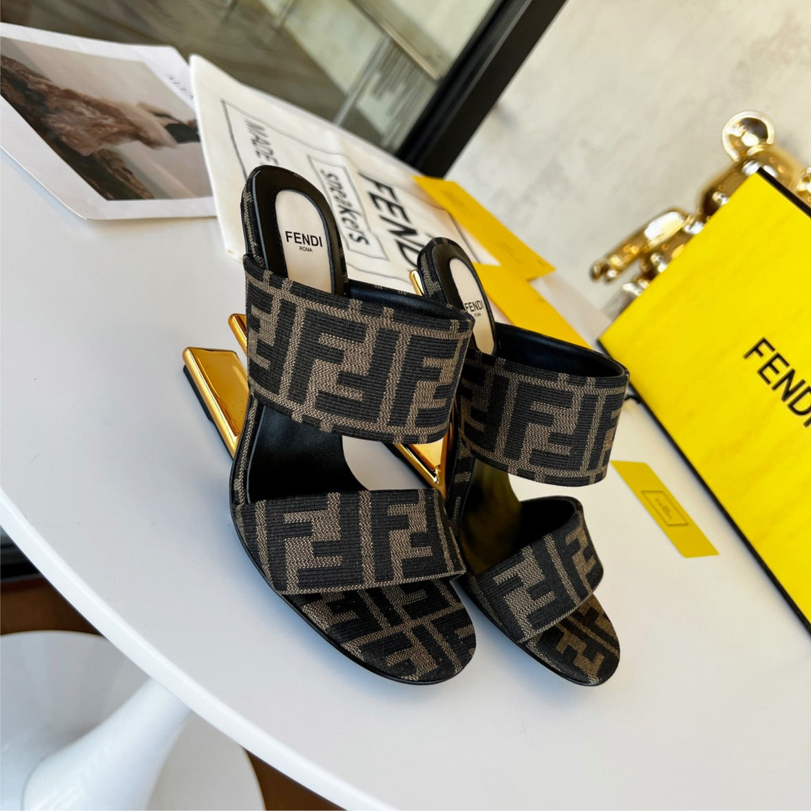 New Fendi woman Sandal/shoes