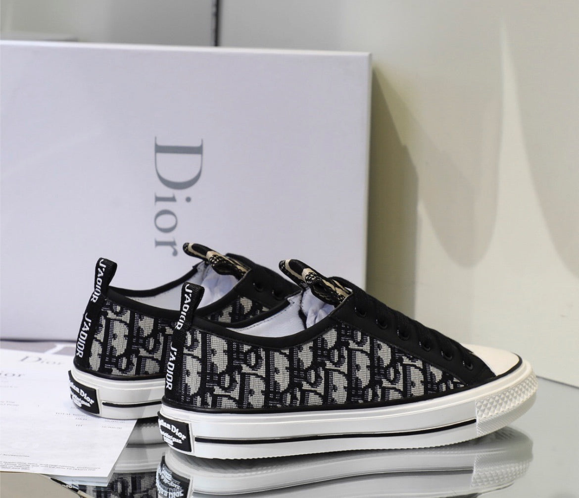 New Dior low cut sneaker