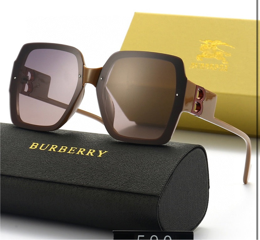 Burberry woman sunglasses