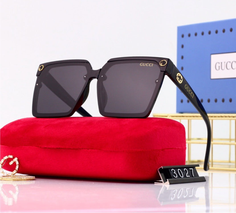 Gucci woman new sunglasses