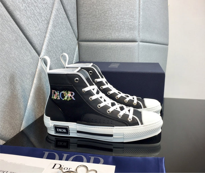 New woman Dior sneaker