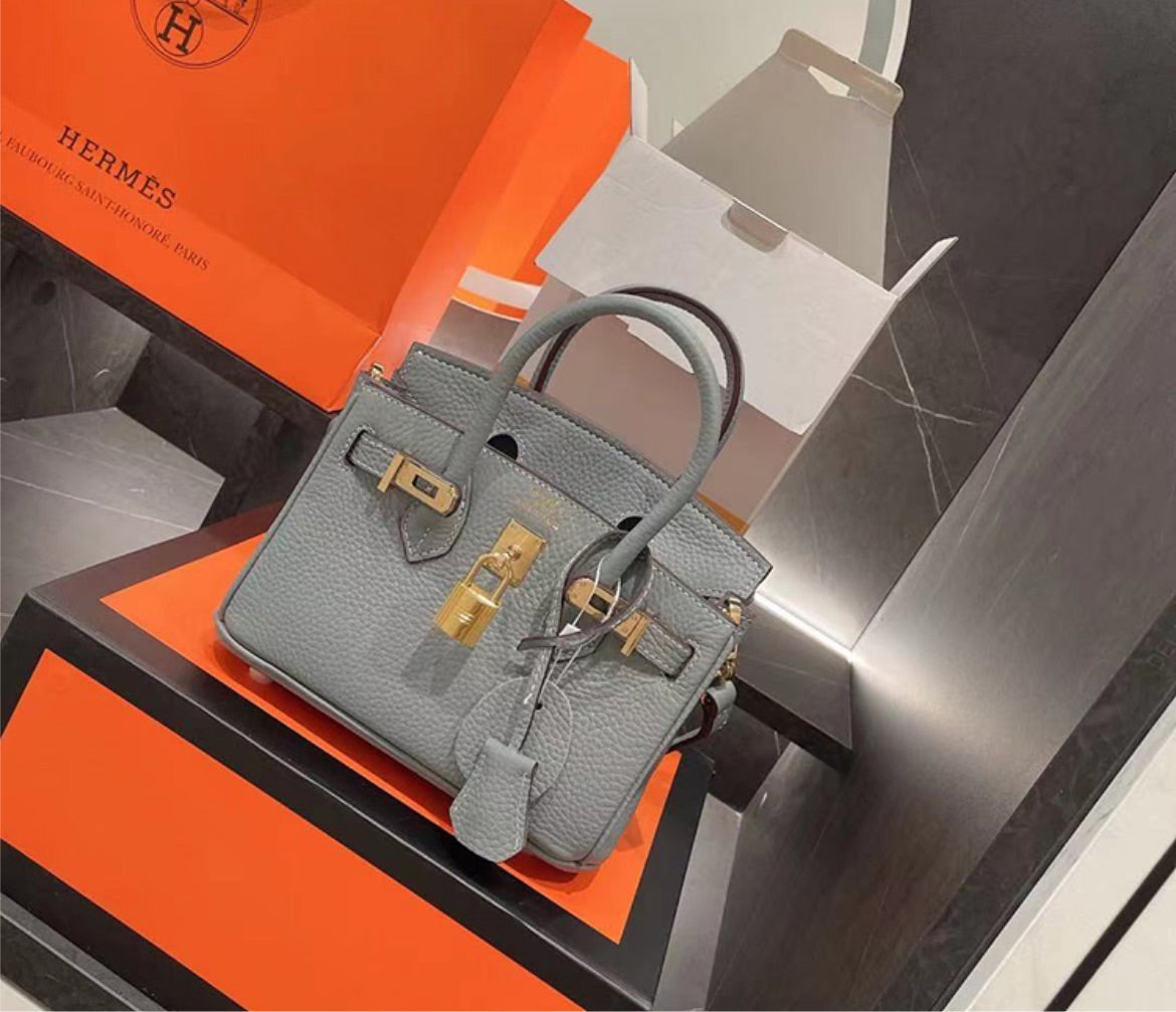 Leather Hermes woman shoulder handbag