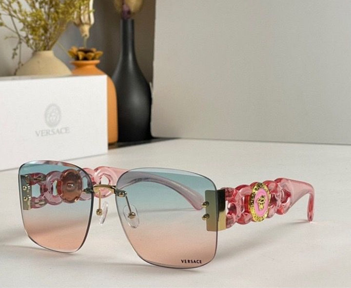 Woman New Versace sunglasses