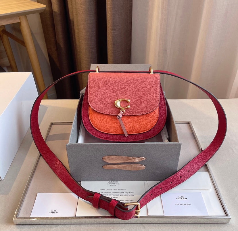 2021 New COACH crossbody