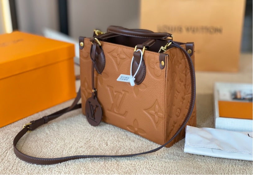 New LV woman shoulder handbag